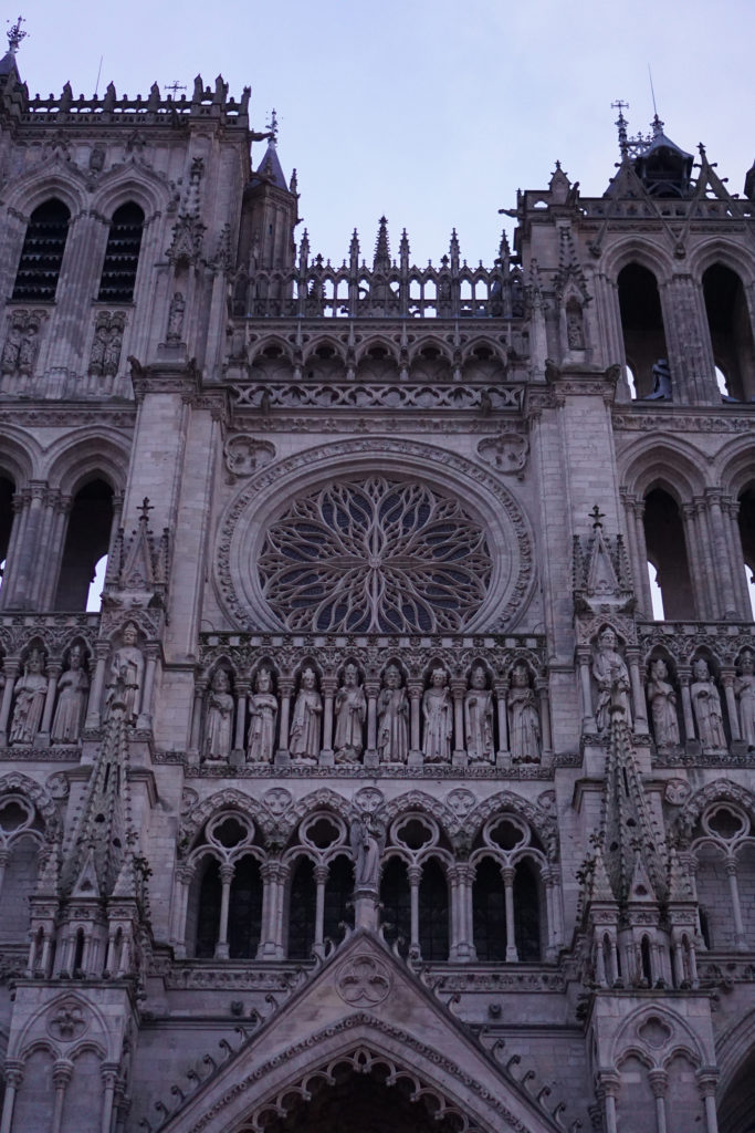façade-cathédrale-amiens